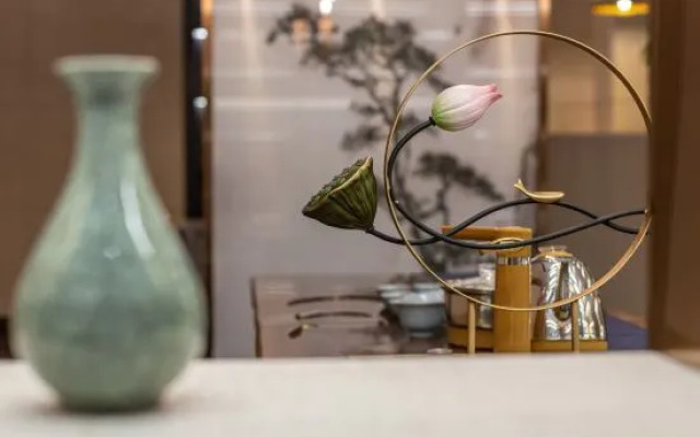 Rezen Select Haining Xucun town government Hotel