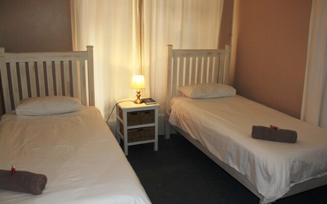 8 Vila Self catering