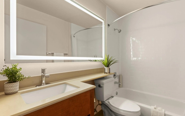 Good Nite Inn Fremont