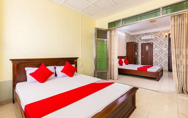 Bao Tran Hotel by OYO Rooms