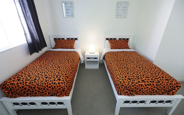 Hollywood Landmark Residences