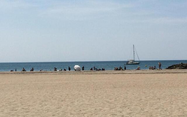 Appartement Sète, 1 pièce, 4 personnes - FR-1-338-384