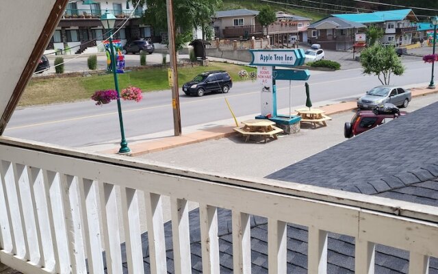 The Orchard Hostel Private Bunks