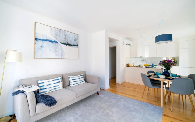 Blue by the River 1 - elegant two-bedroom in Santos