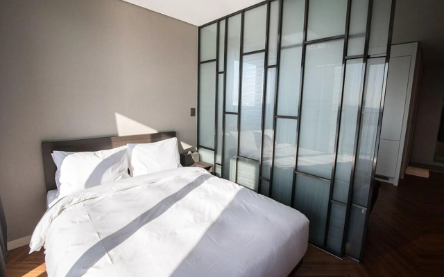 Sunrise Hotel