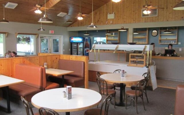 Clearwater Country Inn & RV Park