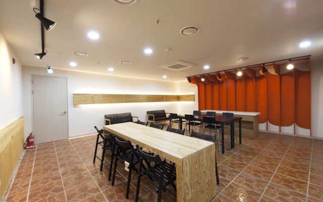 K-Grand Hostel Gangnam 1