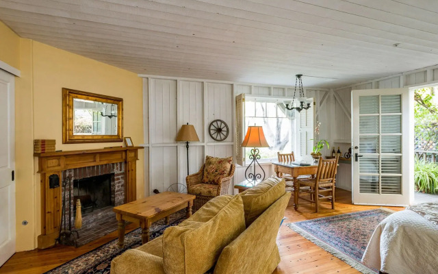 Simpson House Inn