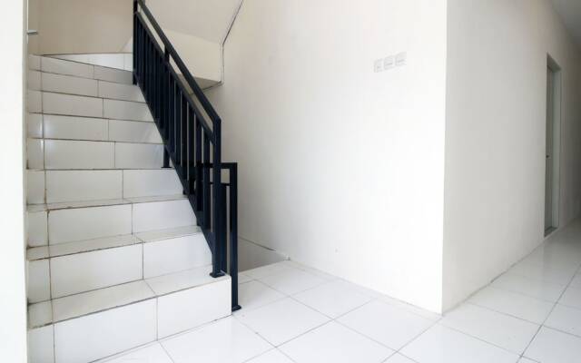 Airy Eco Syariah Kampung Bali Satu 60 Jakarta