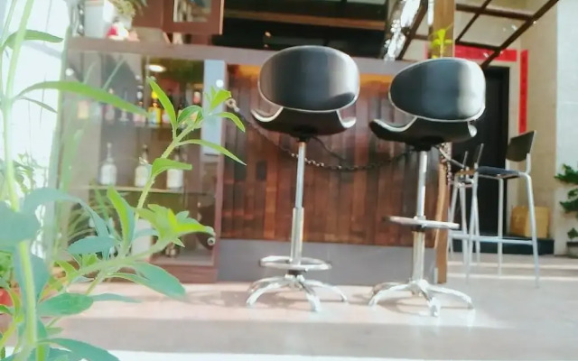 He-Tian - Cafe & Bar
