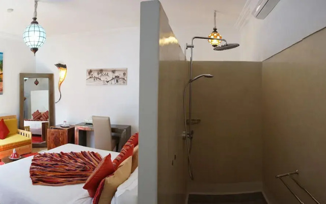 Riad Kalé Polis