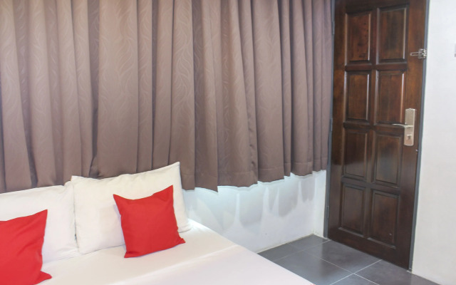 OYO 90035 Star Hotel