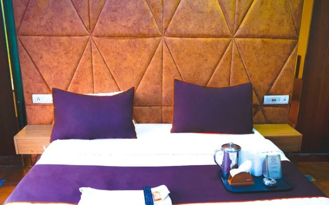 Roomshala 004 Mannat Residency