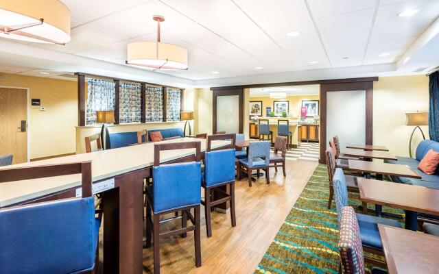 Hampton Inn St. Charles St. Peters