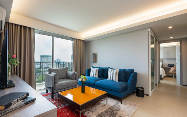 Отель Maitria Hotel Rama 9 Bangkok