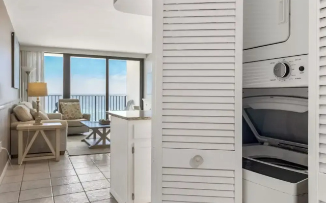 Island Sunrise by Southern Vacation Rentals