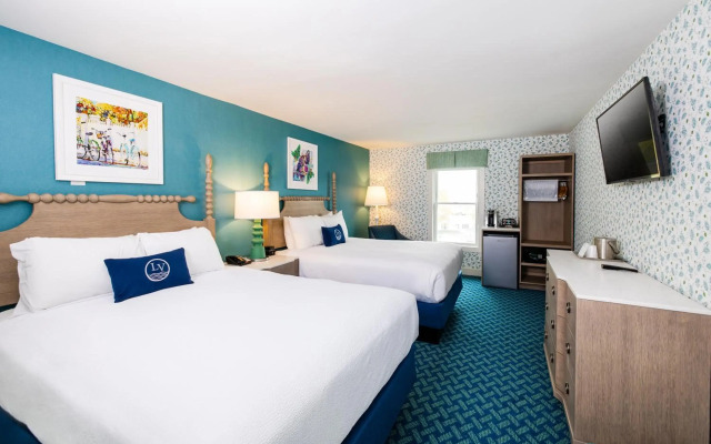 Lake View Hotel