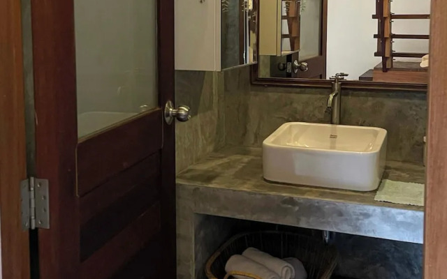 Big Tree Boutique Hotel