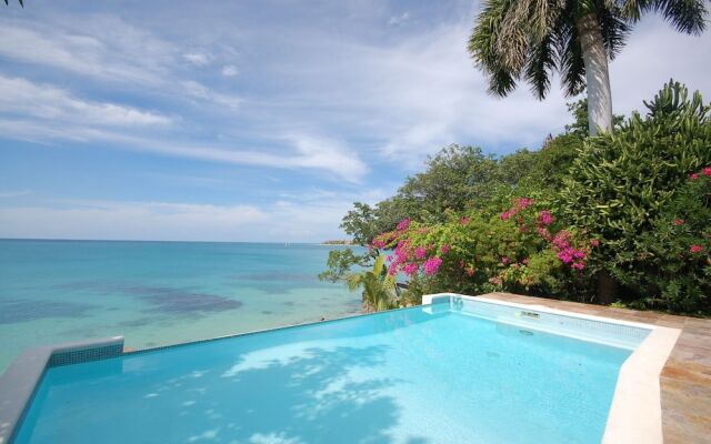 Culloden Cove, 5BR by Jamaican Treasures