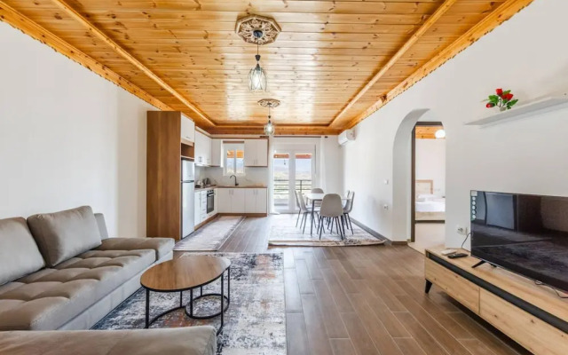 Hillside Apartment Gjirokast r 2