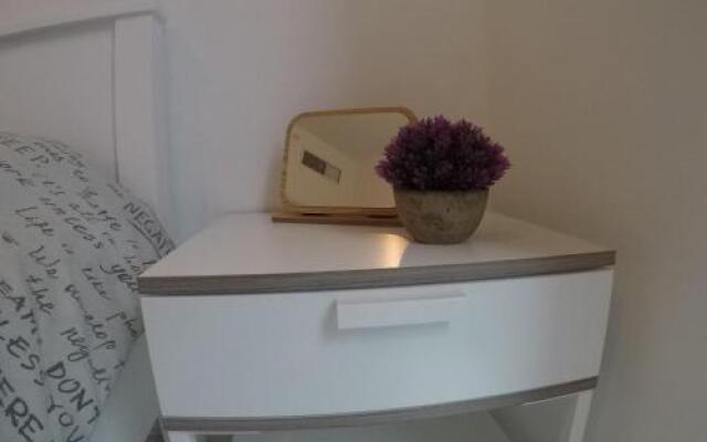 110 sqm Luxury Apartment On The Sea