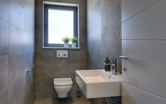 Villa in Vodnjan With Swimming Pool