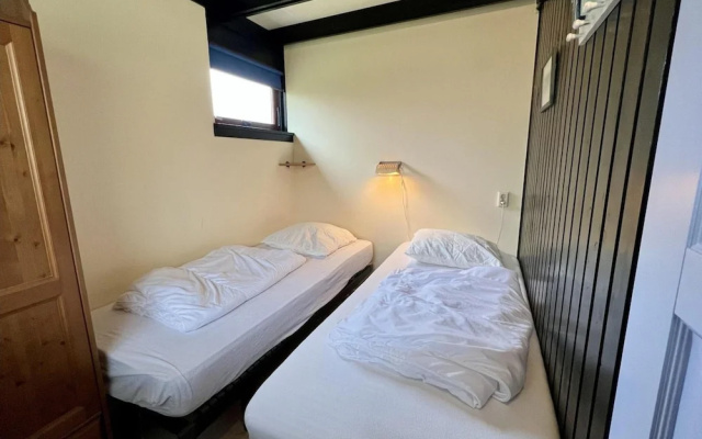 Bungalow for 4 People in Wildrijk