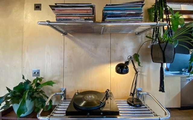 Bright, Spacious Two-bed in Hackney