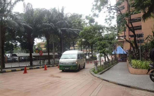 SM service suite Times Square