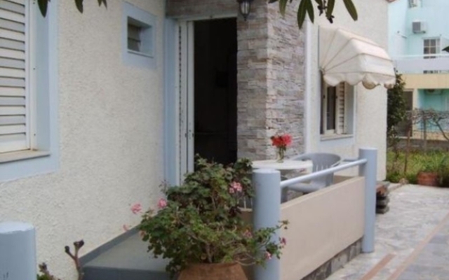 Stefania Apartments