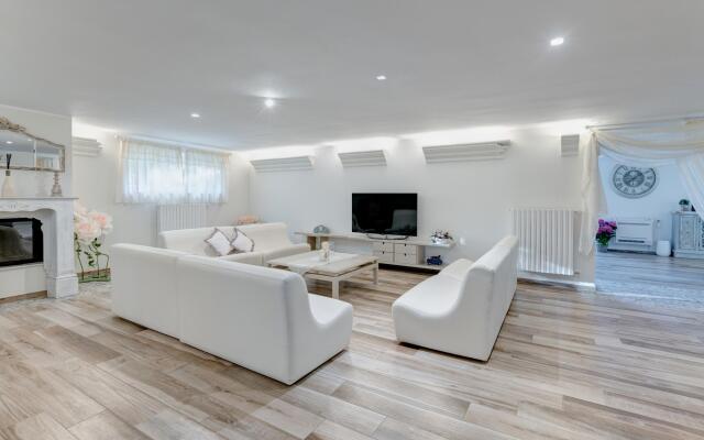 Villa Rudy 8 in Monte Cipolla