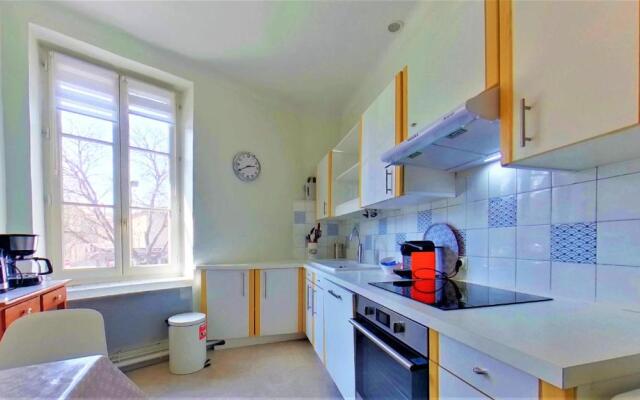 Appart 120 m2 entre gare, arènes, tour Luma clim