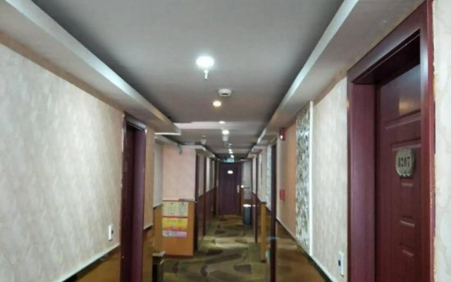 Xuening Express Hotel(杭州学宁快捷酒店(文泽路地铁站店))