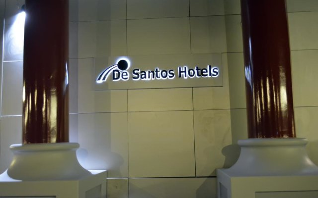 De Santos Hotel Awka