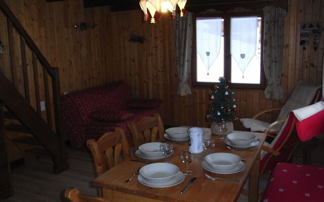 Cozy Chalet in Notre-Dame-de-Bellecombe with Garden