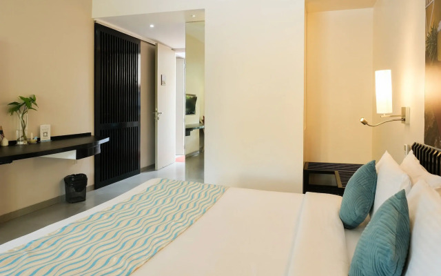 Whispering Palms Beach Resort