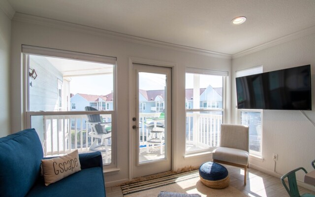 Seascape 2307 1 Bedroom Condo by RedAwning