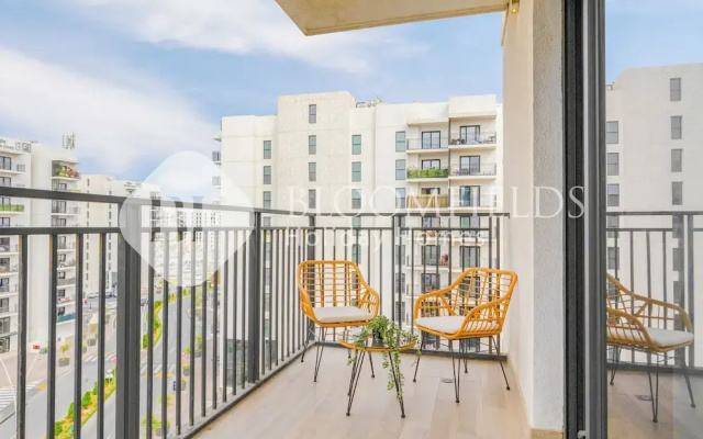 Bloomfields Modern 1Br Water's edge