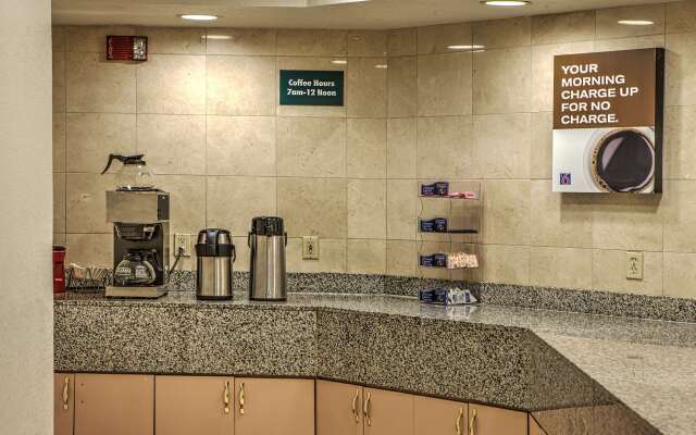 Motel 6 Dallas, TX - Northwest