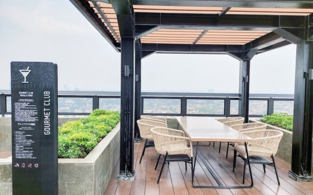 Japanese Cozy Style Studio At Bintaro Embarcadero Apartment