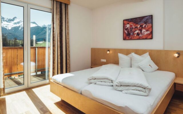 Apartment Ladis Fiss 28402