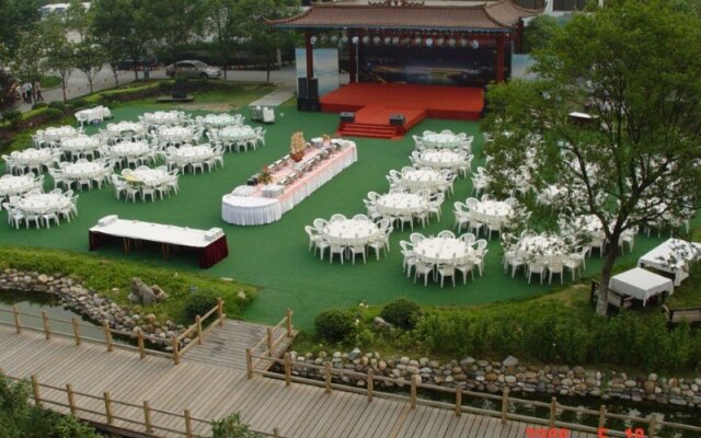 Hotel Three Gorges Project