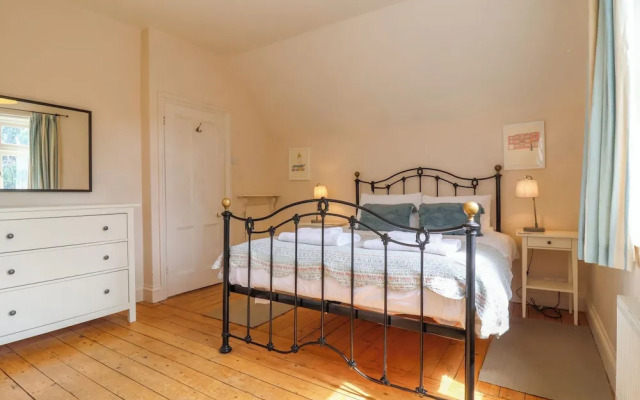 Samphire House