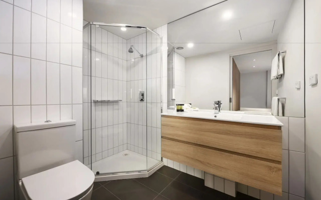 Plum Carlton Serviced Apartments