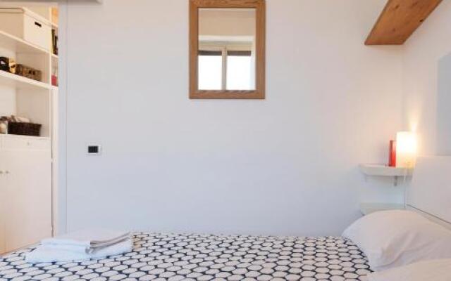 Eroi Apartment - Charme Homes