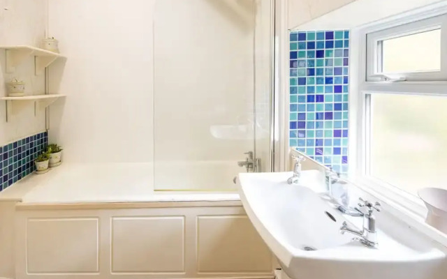 Host Stay Upper Lodge