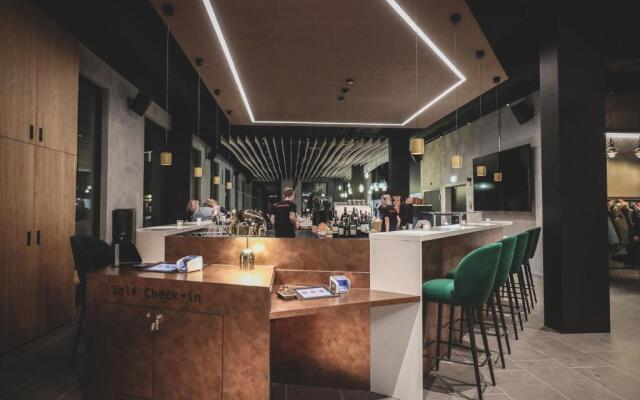 AVES Hotel & Apartment Arosa