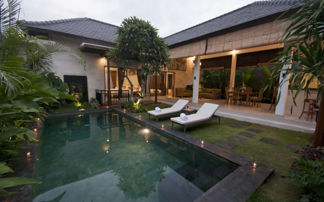 Sandi Agung Villa