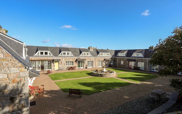 Tyn Towyn - Ty Glas Golau