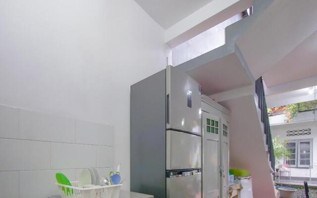 OYO 3371 Omah Saras Family